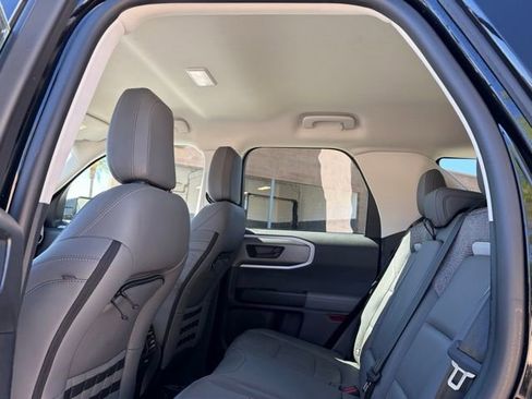 Used 2025 Ford Bronco Sport Badlands image 13