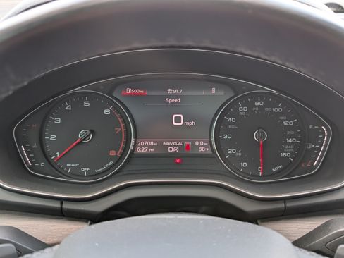 Used 2023 Audi Q5 2.0T Premium w/ Convenience Package AWD/4WD image 26