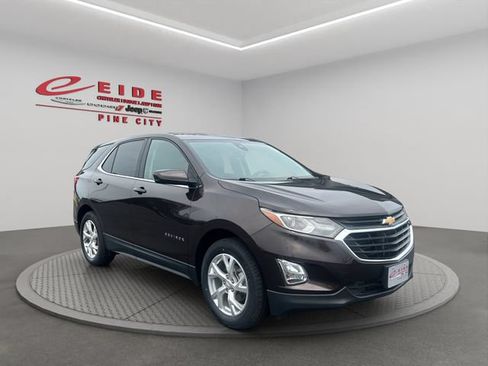 Used 2020 Chevrolet Equinox LT AWD/4WD image 12