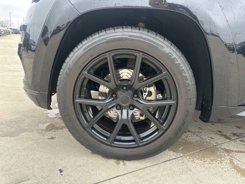 Used 2020 Jeep Grand Cherokee Limited X image 15