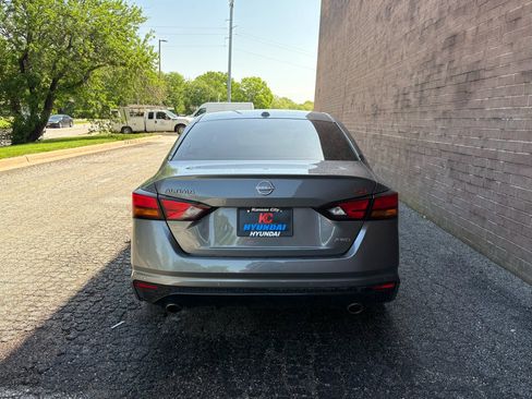 Used 2025 Nissan Altima 2.5 SR AWD/4WD image 4