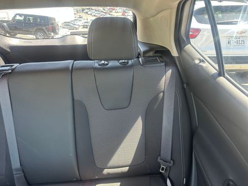 Used 2025 Buick Encore GX Preferred FWD image 36
