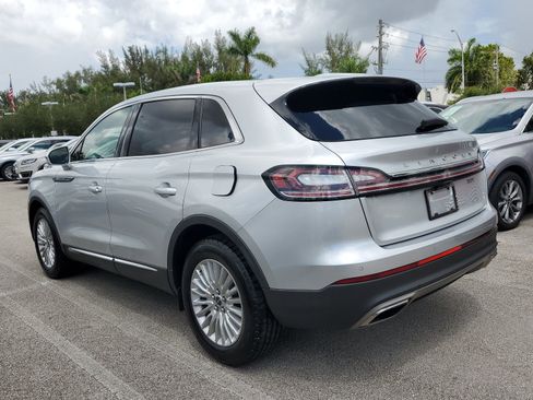 Used 2019 Lincoln Nautilus FWD image 4