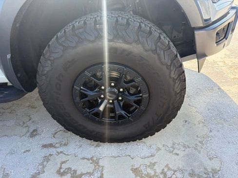 Used 2023 Ford F150 Raptor w/ Raptor 37 Performance Package AWD/4WD image 2