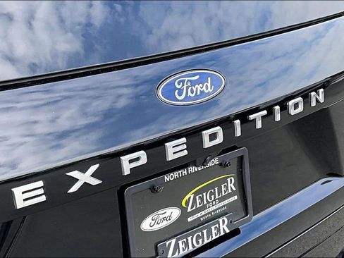 Certified 2025 Ford Expedition Max Active image 8