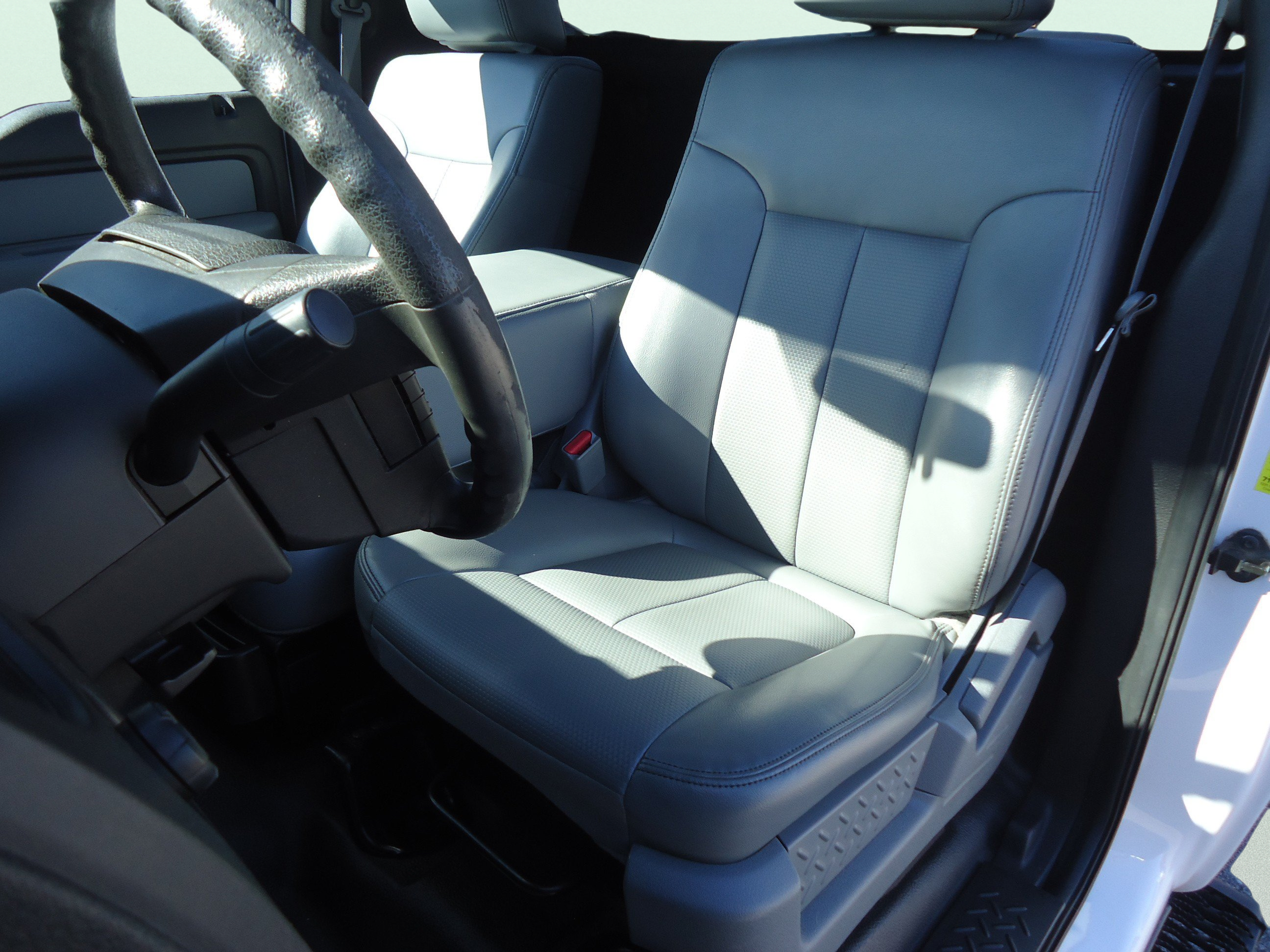 Used 2014 Ford F150 XL w/ Equipment Group 101A Mid AWD/4WD image 23