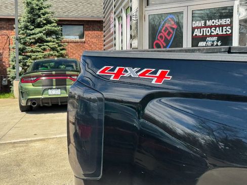 Used 2017 Chevrolet Silverado 2500 High Country w/ Duramax Plus Package image 18