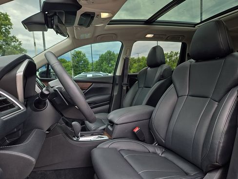 Certified 2025 Subaru Ascent Touring AWD/4WD image 15