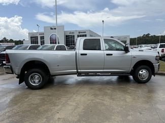 New 2026 RAM 3500 Tradesman AWD/4WD video 3