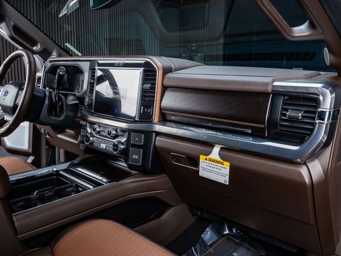 Used 2026 Ford F250 King Ranch w/ Chrome Package image 18