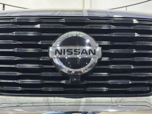 Used 2021 Nissan Rogue SL w/ Premium Package AWD/4WD image 12