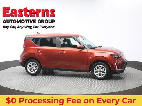 Used 2024 Kia Soul LX w/ Option Group 015 FWD image 46