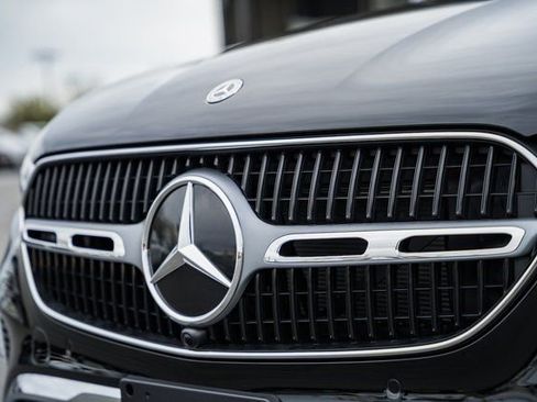 New 2026 Mercedes-Benz GLC 300 4MATIC image 12