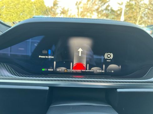 Used 2021 Tesla Model S Plaid image 18