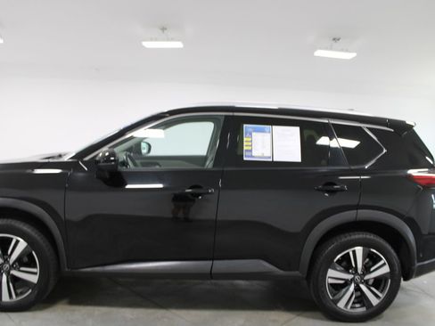 Used 2024 Nissan Rogue SL FWD image 6