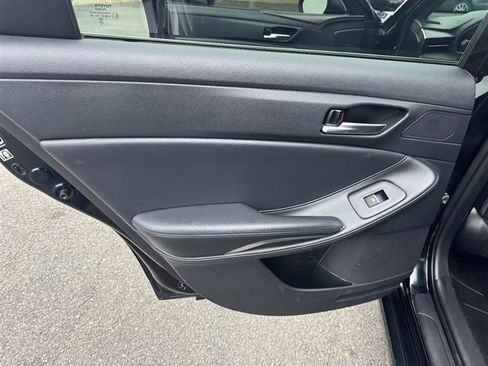 Used 2019 Toyota Avalon XLE w/ All Weather Liner Package image 35