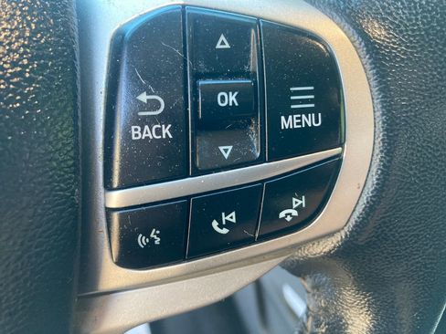 Used 2022 Ford Explorer XLT w/ Equipment Group 202A image 37