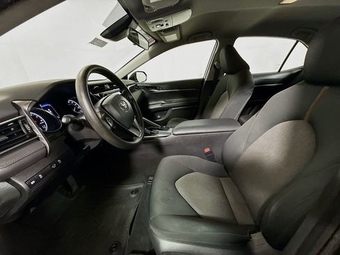 Certified 2020 Toyota Camry LE image 20