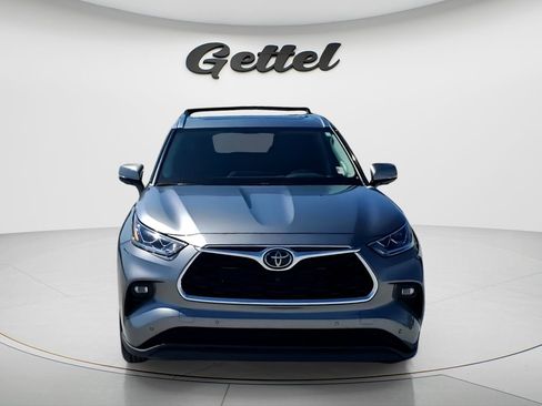 Used 2025 Toyota Highlander Limited image 8