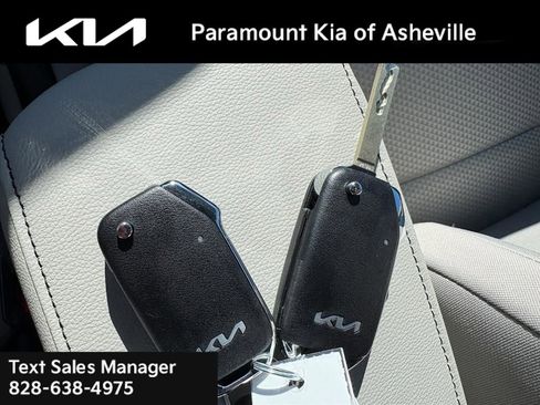 New 2025 Kia Soul LX image 28