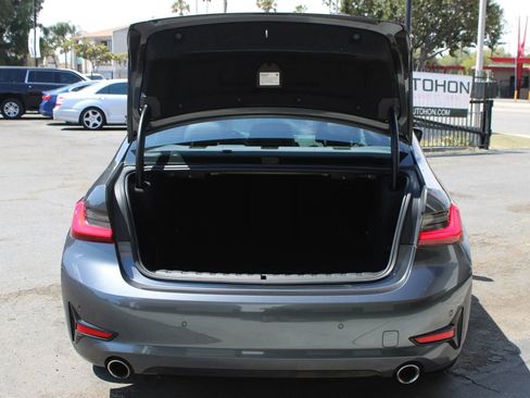 Used 2021 BMW 330i xDrive Sedan w/ Convenience Package image 10