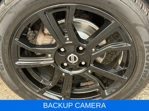 Used 2020 Nissan Kicks SR w/ Exterior Package FWD image 13