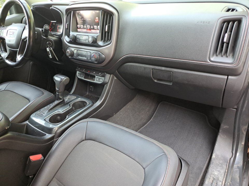Used 2016 GMC Canyon SLE w/ All Terrain Package AWD/4WD image 14
