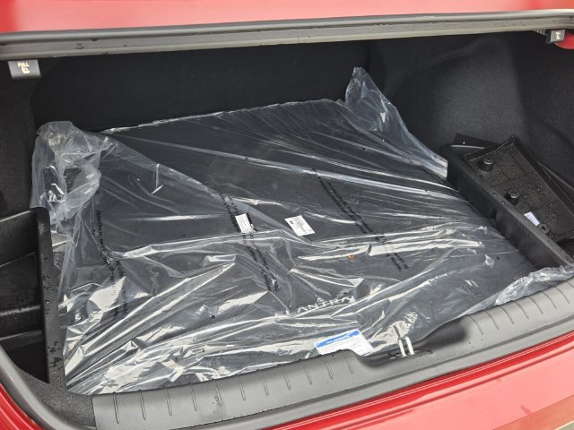 Used 2024 Hyundai Elantra SE FWD image 12