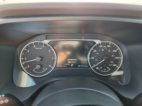 Used 2023 Nissan Rogue SV image 17