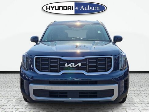 Used 2025 Kia Telluride S FWD image 12