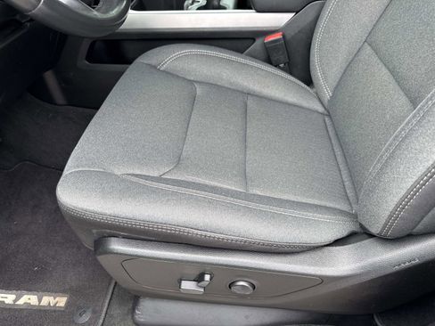 Used 2023 RAM 1500 Big Horn AWD/4WD image 19