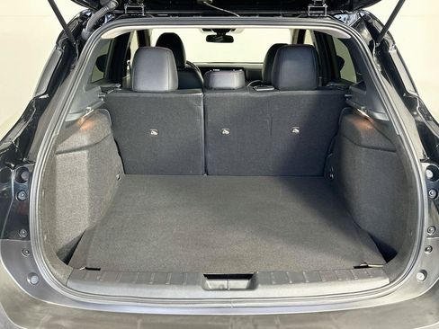 Used 2025 Nissan Kicks SR AWD/4WD image 30