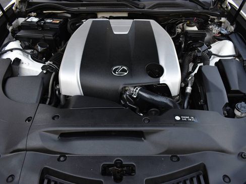 Used 2015 Lexus RC 350 w/ F Sport w/Summer Tires RWD image 42