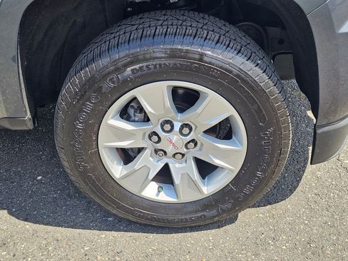 Used 2015 GMC Canyon SLE RWD image 28