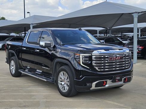 Used 2025 GMC Sierra 1500 Denali w/ Technology Package RWD image 3