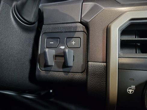 New 2025 Toyota Tacoma TRD Off-Road image 30