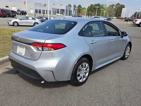 Used 2026 Toyota Corolla LE image 12