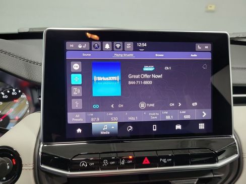 New 2026 Jeep Compass Limited image 17