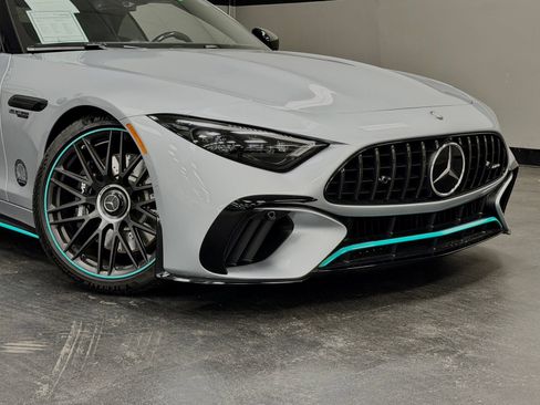 Used 2024 Mercedes-Benz SL 63 AMG 4MATIC image 3