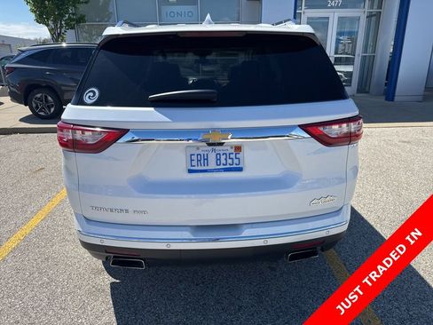 Used 2019 Chevrolet Traverse High Country w/ LPO, Floor Liner Package AWD/4WD image 5