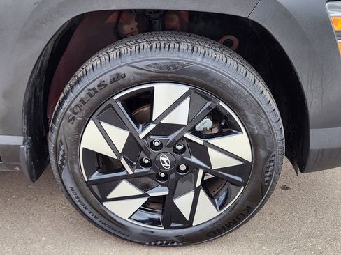 Certified 2025 Hyundai Kona SEL image 18