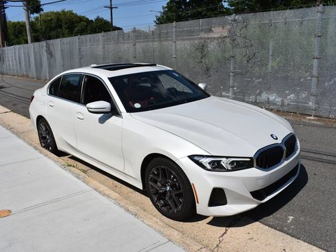 Used 2026 BMW 330i Sedan RWD image 4