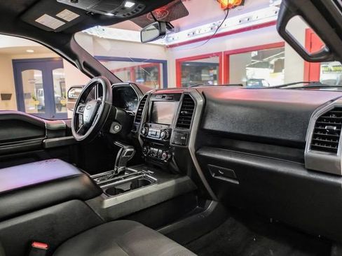 Used 2017 Ford F150 XLT w/ Equipment Group 302A Luxury image 15