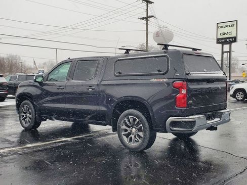 Used 2022 Chevrolet Silverado 1500 LT w/ LPO, Dark Essentials Package image 4