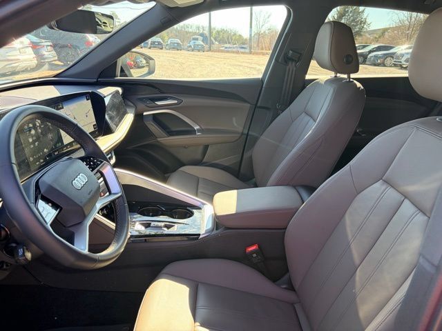 Certified 2025 Audi Q5 Premium w/ Convenience Package AWD/4WD image 6
