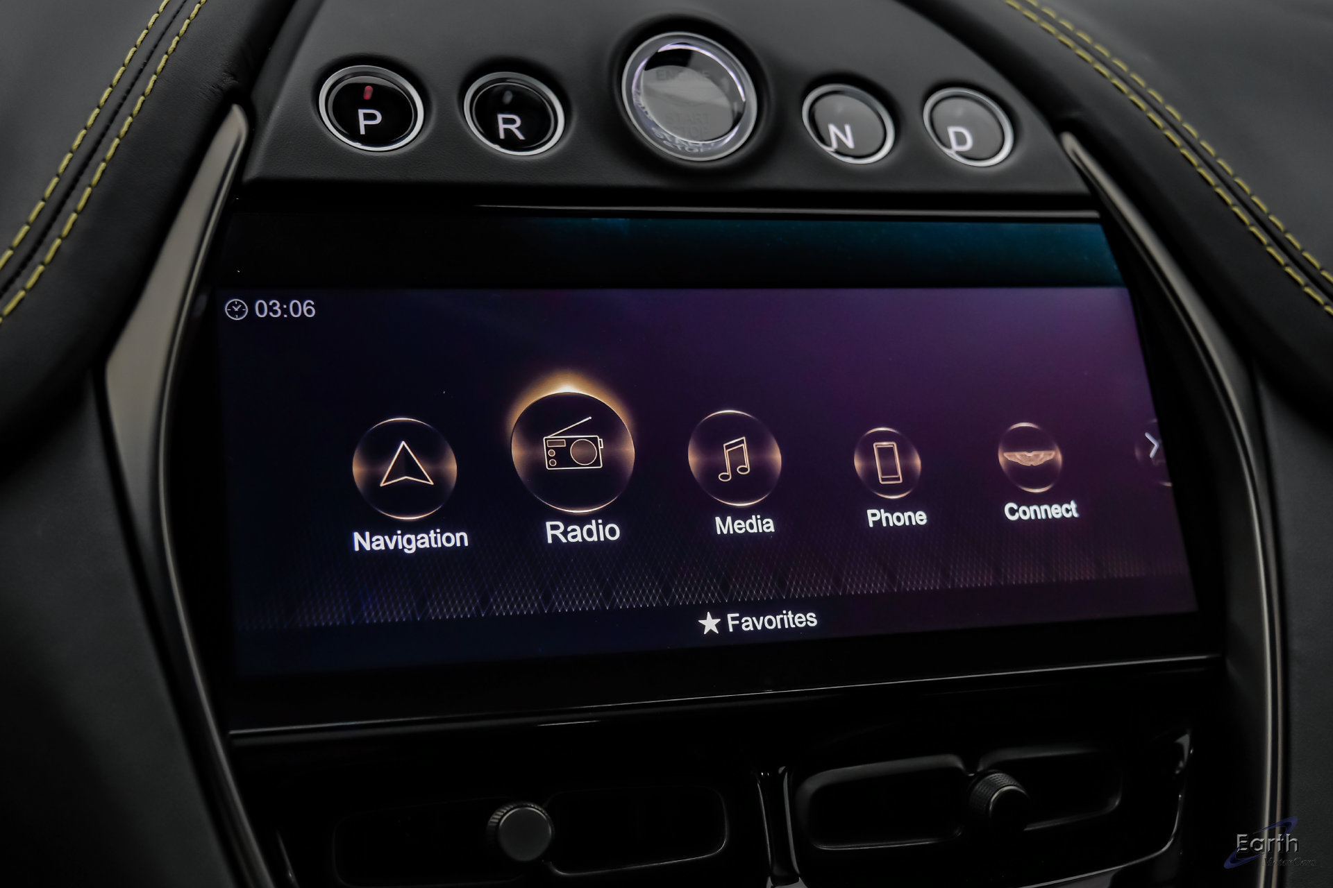 Used 2023 Aston Martin DBX AWD/4WD image 57