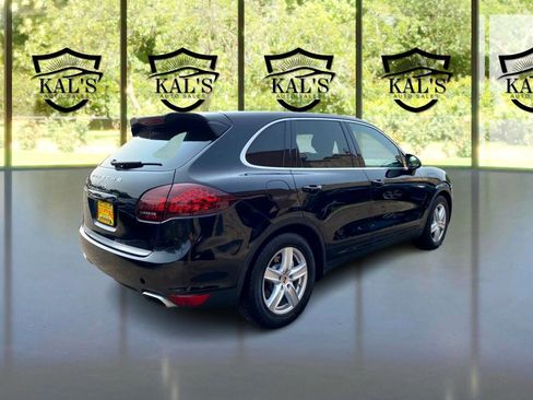 Used 2014 Porsche Cayenne S w/ Comfort Plus Package image 5
