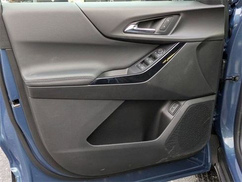 New 2026 Chevrolet Equinox LT w/ Convenience Package II image 13