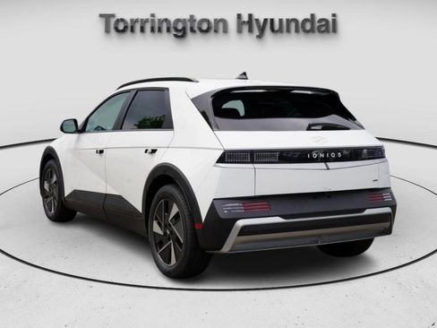 New 2025 Hyundai Ioniq 5 SEL image 4