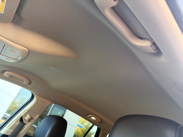 Used 2018 Buick Envision Essence FWD image 13